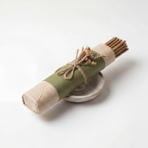Kadzidło Natural Calm Ritual z ceramiczną podstawką